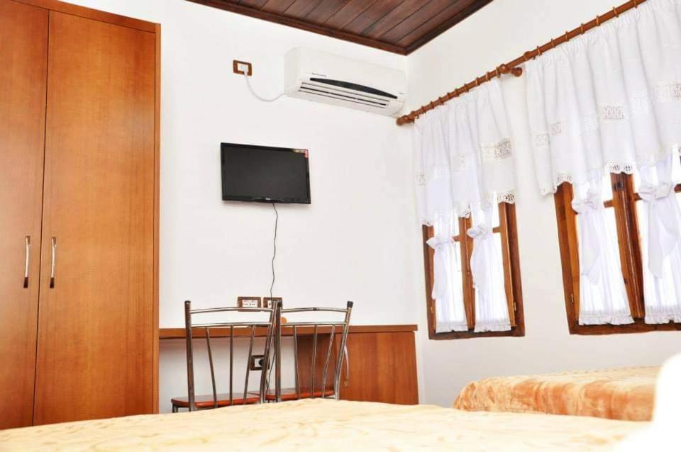 Hava Baci Apartment Berat Exterior photo